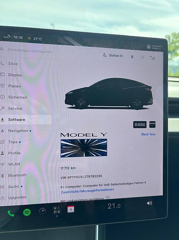 Tesla Automobili: Tesla Model Y Performance AWD  Top Zustand  FSD inklusive – Usato da Rubigen venduto da Kaestli_001 3