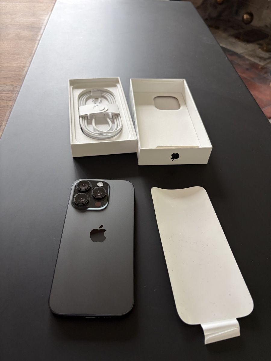 Apple Handys / Smartphones: iPhone 16 Pro 512 GB schwarz mit Apple Care+ – Gebraucht aus Arni AG von eiskoenig24 2