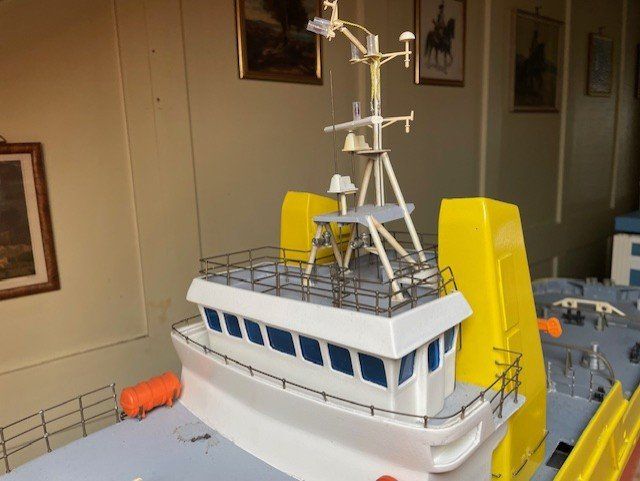 Modellismo RC: Modellschiff Bergungsschiff – Usato da Kehrsatz venduto da techpunk 1