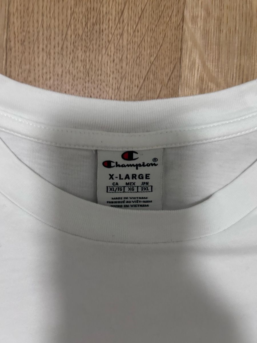 Champion Pullover & Sweatshirts: Champion Langarmshirt Weiss – Neu (gemäss Beschreibung) aus Belp von jan_6yvx 1