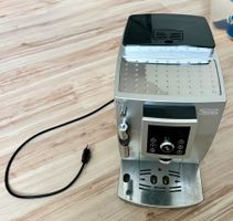 Kaffeemaschine DeLonghi ECAM23.42X