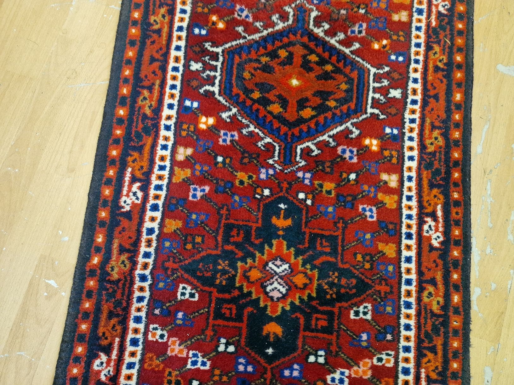 Tappeti: Orientteppich Läufer rot mehrfarbig – Usato da BERN venduto da Intarsia 3
