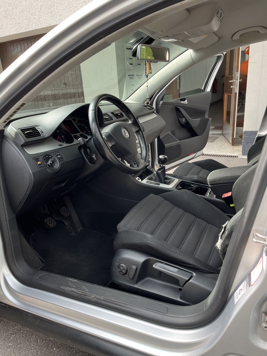 VW Autos: VW Passat Variant 2.0 TDI - 4x4 – Gebraucht aus Teufen AR von bel_pr9r 5