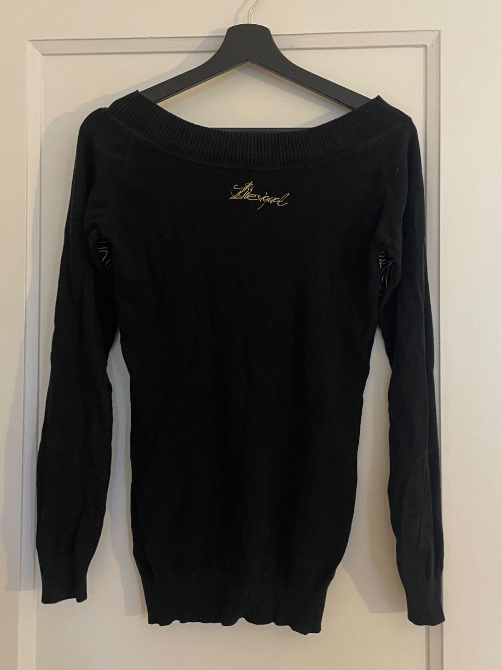 Desigual Maglioni & Felpe: Off-Shoulder Desigual Pullover – Usato da Zürich venduto da luna_anja 1