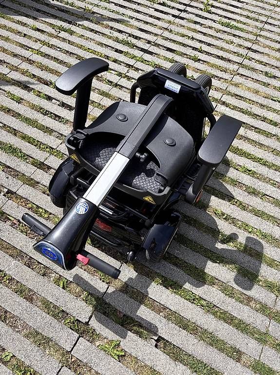 Scooters: Scooter Sedna Schwarz – D'occasion à Turgi par ericpfammatter 2