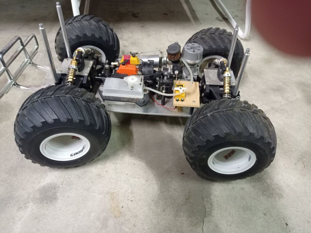 Prafa Big Hammer RC 1:8 (Défectueux) à Bex pour CHF 140 – avec ...