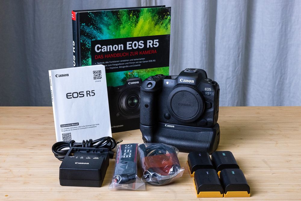 Canon Body EOS R5 inkl. Zubehör ab Fr. 990.-- !! (Gebraucht) in ...