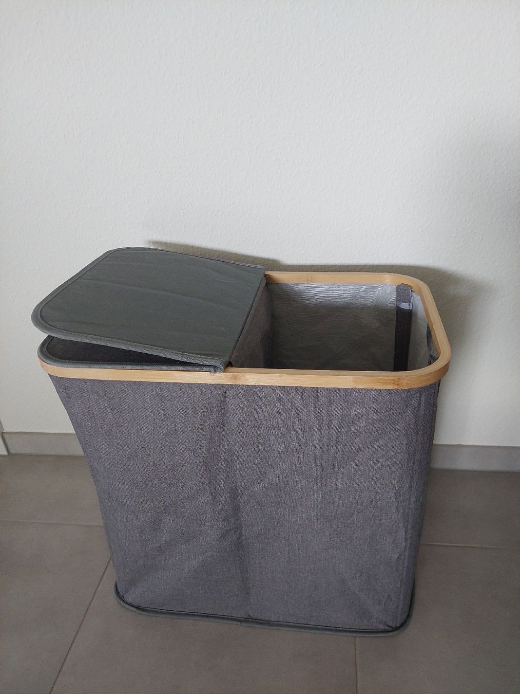 Paniers à linge: Wäschekorb mit 2 Fächer – D'occasion à Unterägeri par del_x5dk 3