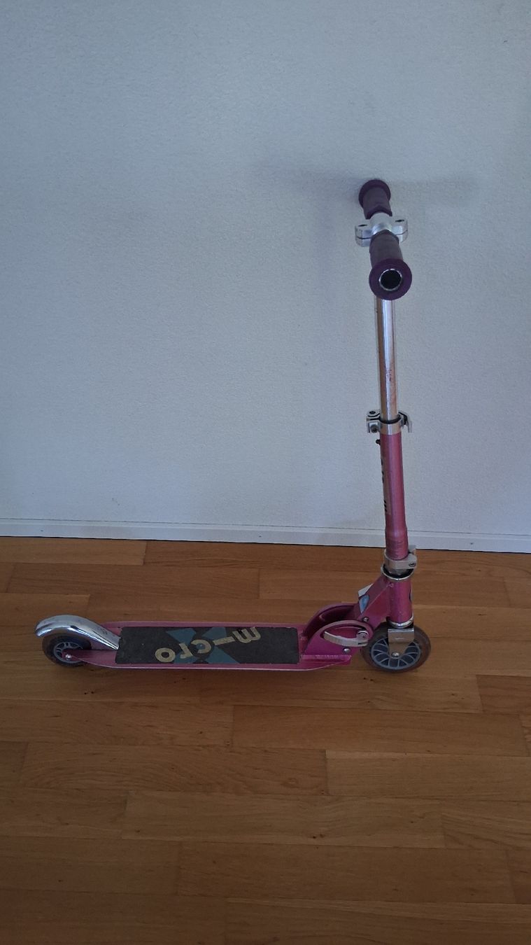 Micro Kickboard: Micro Trottinette Rosa – Usato da Rapperswil SG venduto da bofrit 3