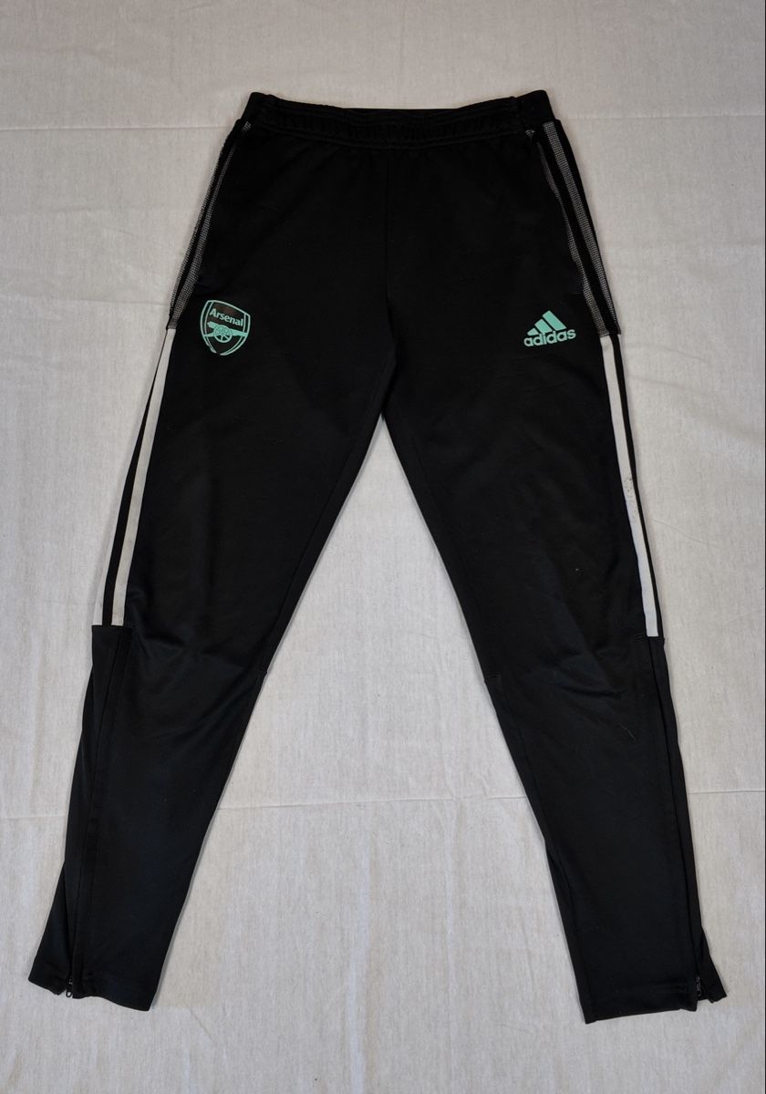 Adidas Pantaloni: Trainerhose Arsenal Adidas – Nuovo (secondo la descrizione) da Lindau venduto da KT_Vintage