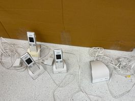 IP-Festnetztelefon mit 3 Kabellosen Telefons