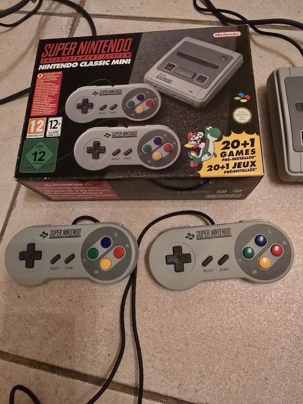 Nintendo Konsolen: Super Nintendo mini – Neu (gemäss Beschreibung) aus Niederurnen von Tshaesmin