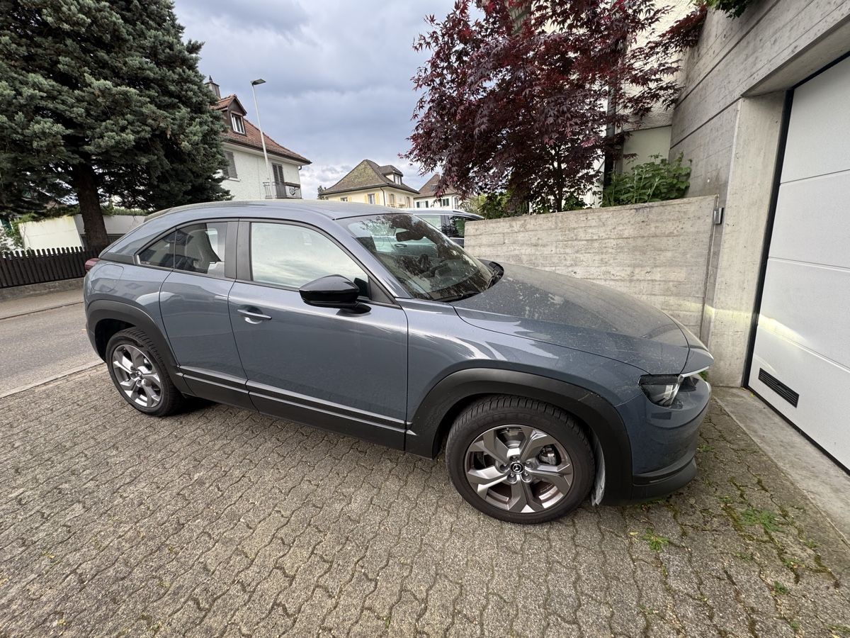 Mazda Automobili: Mazda MX-30 e-Skyactiv Ambition Plus, wenig Kilometer – Usato da Wallisellen venduto da Topsy0 3
