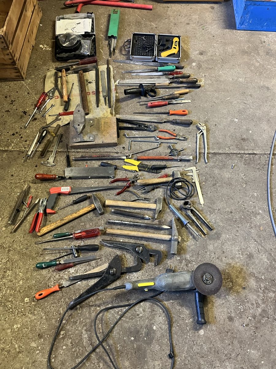 Tous les outils: Werkzeugsett  – D'occasion à Teufen AR par gia_lk2f