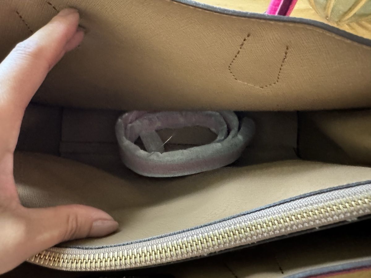 Michael Kors Sacs femmes: Handtasche Leder Michael Kors NEU! – Neuf avec emballage d'origine à Niederwangen BE par Luxury.Second.Life 6