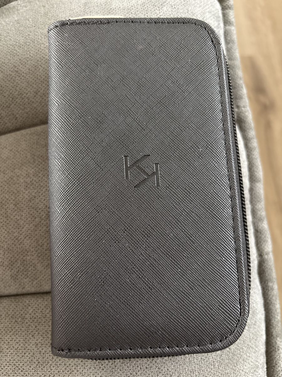 Custodie per cosmetici: Trousse makeup Kiko Milano Neuf – Nuovo (secondo la descrizione) da Delémont venduto da Ma_LoU.01