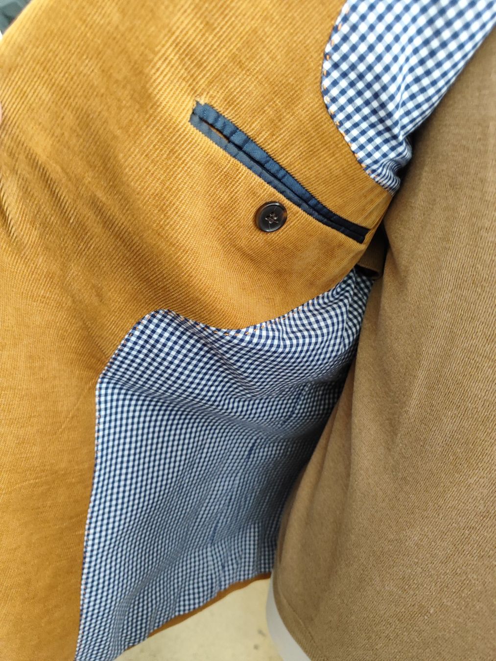 H&M Vestes: Herren Cord Blazer GR 54 – D'occasion à Langnau am Albis par Judithsebi 5