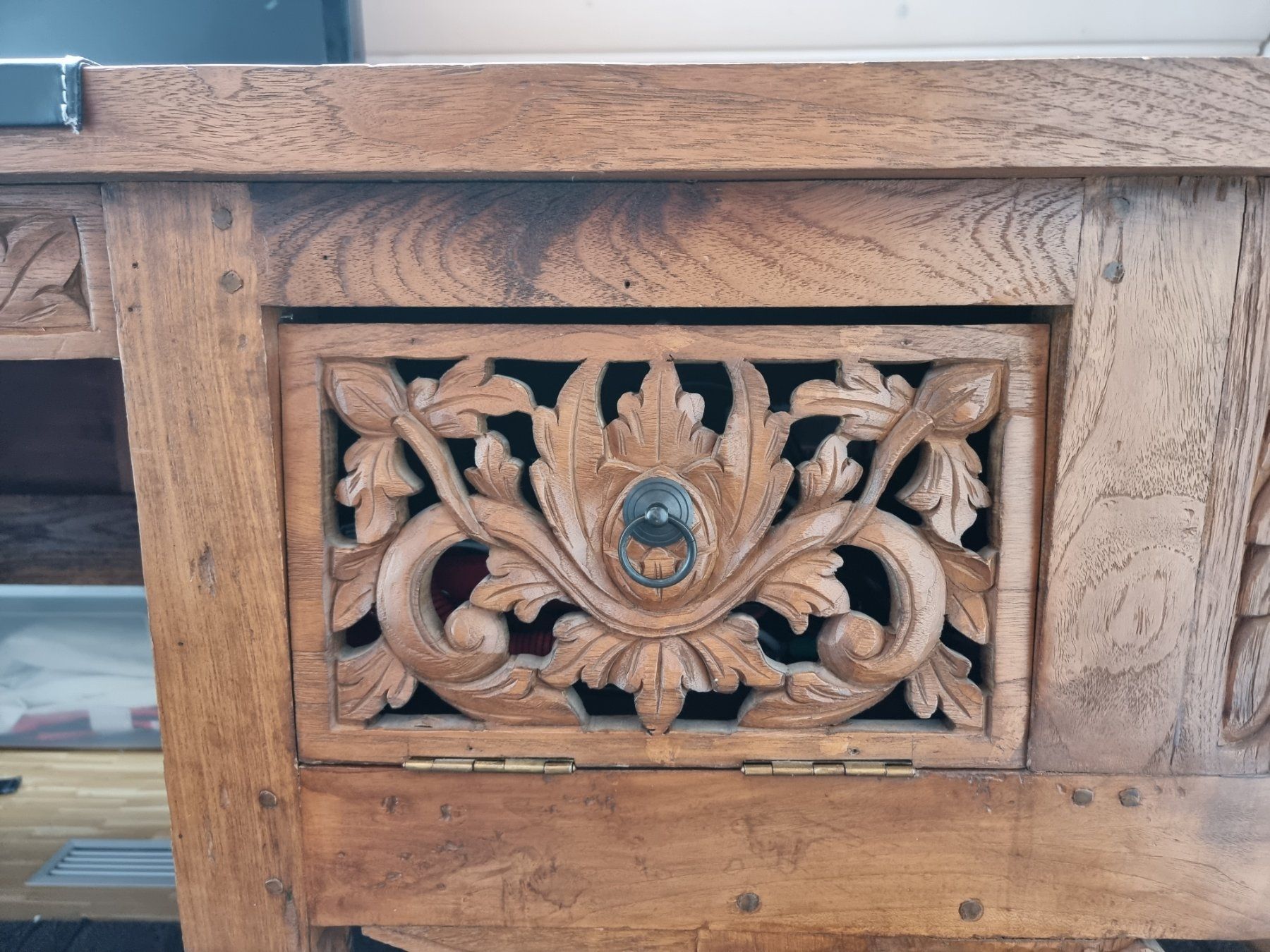 Bureaux: Bureau / console indonésienne en teck unique! – D'occasion à Cheseaux-sur-Lausanne par NikoRiko 1