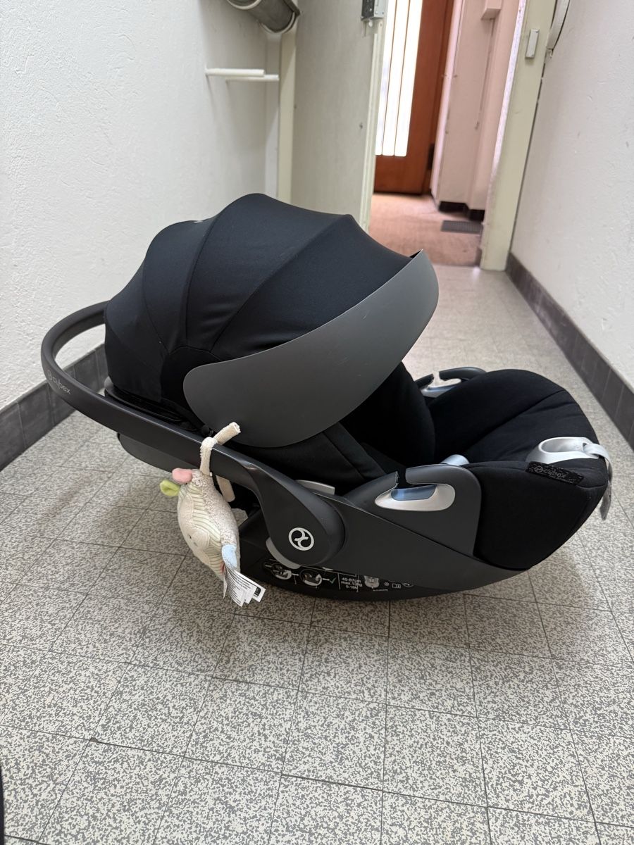 Cybex Auto-Kindersitze: Cybex Cloud Z i- size with base  – Gebraucht aus Zürich von Ekanad 2