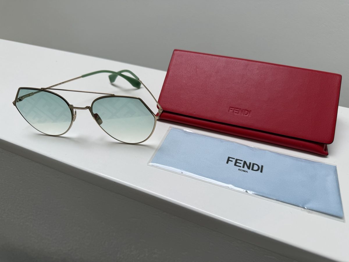 Fendi Brillen & Gläser: Fendi FF0194 / S Monogram Sonnenbrille – Gebraucht aus Staufen von Elina08 1