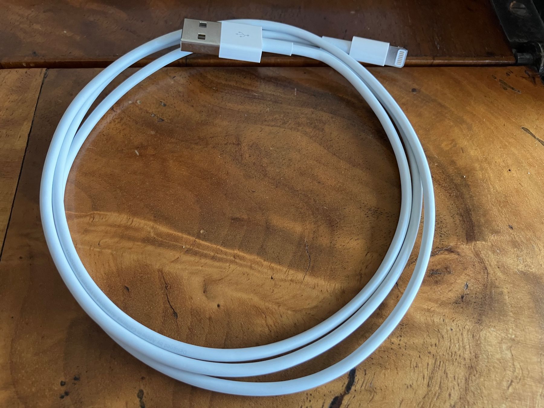 Apple Cavi: Apple Ladekabel USB-A auf Lightning – Usato da Uitikon Waldegg venduto da bac_6xcs 1
