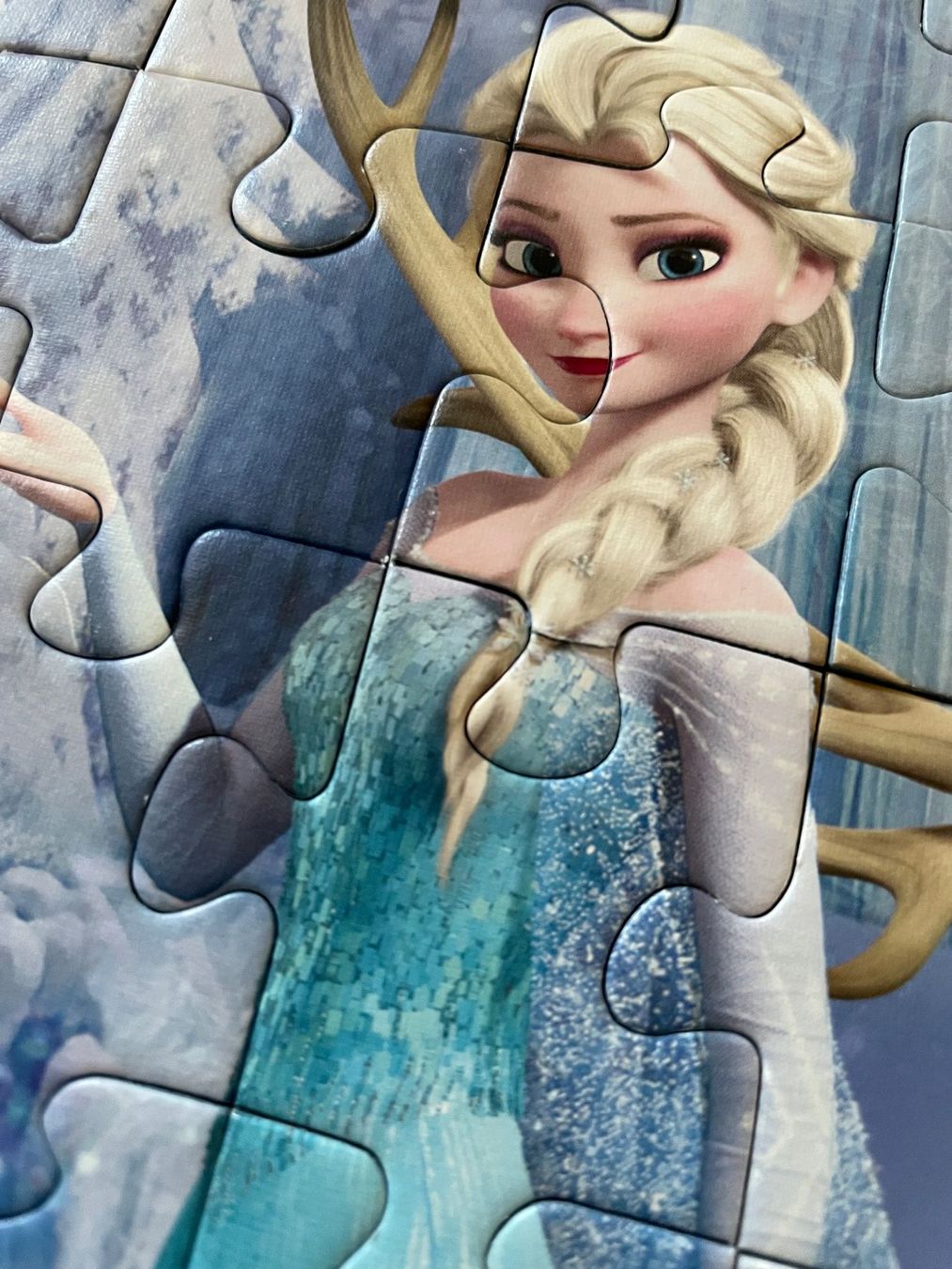 Ravensburger Puzzles: Puzzle Frozen, 100 Teile, von Ravensburger – D'occasion à Cham par 2eye 3