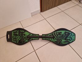 Waveboard grün-schwarz gebrauchter Zustand