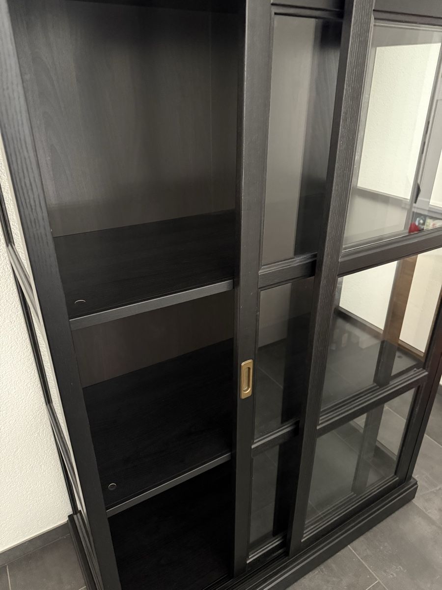 Ikea Vetrine: Schwarze Glasvitrine – Usato da Oberentfelden venduto da rma_mmg2 1