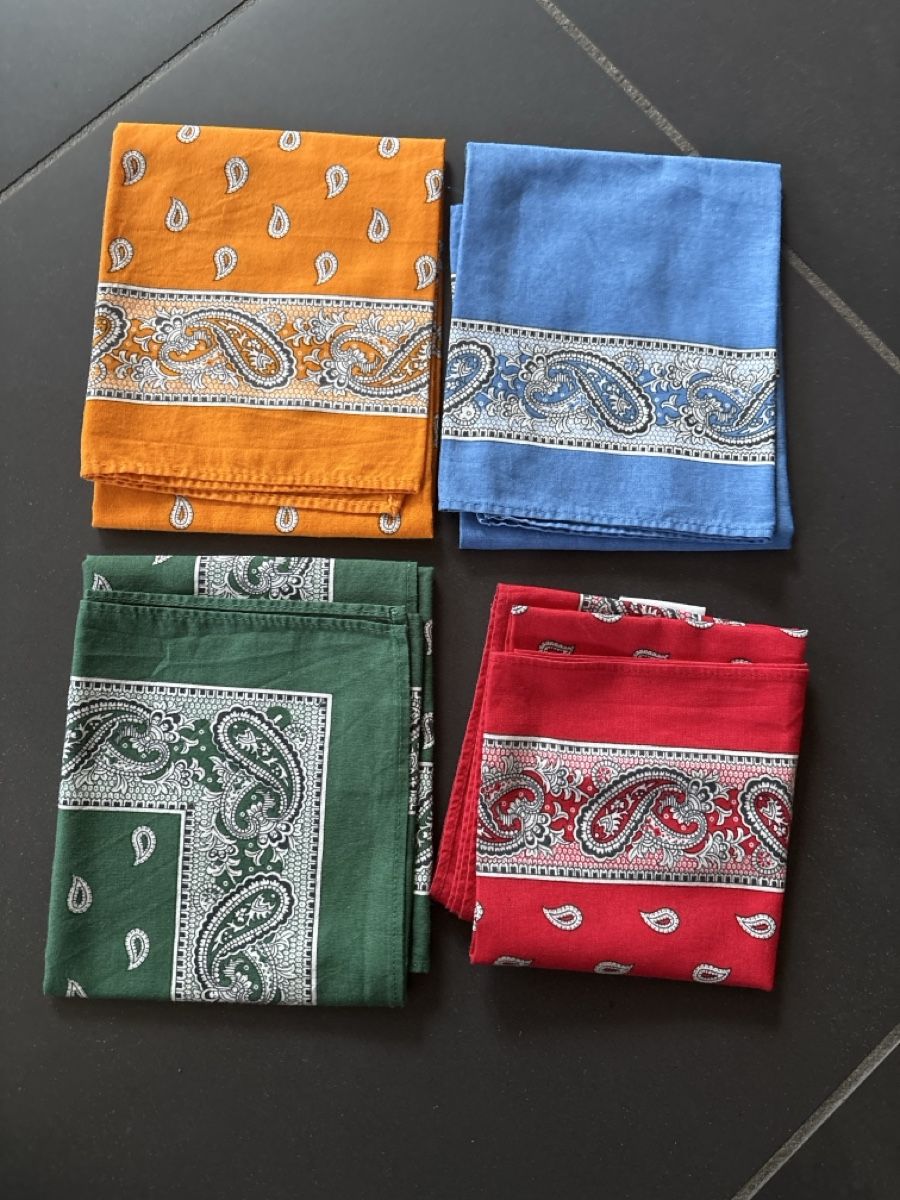 Autres vêtements & accessoires: 4 Originale Glarnertüchli – Neuf (Voir description) à Knonau par ReMaaaan 2