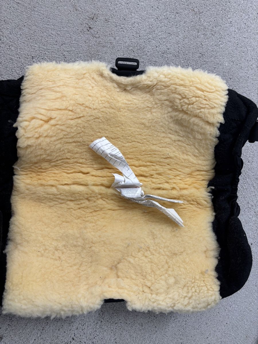 Kaiser Altro in  Abbigliamento & Accessori: Kaiser Handwärmer aus Lammfell – Usato da Niederrohrdorf venduto da yumos 2