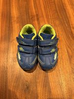 Turnschuhe Grösse 21