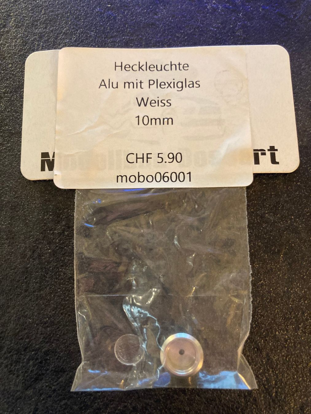 Modellismo RC: Heckleuchte Alu mit Plexiglas Weiss 10mm – Nuovo e nell'imballaggio originale da Lausanne venduto da Techobby