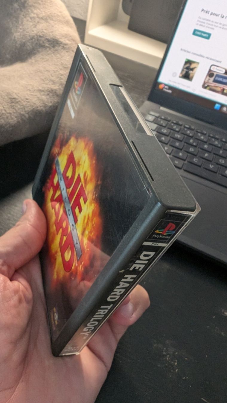Giochi: Die Hard Trilogy – Usato da St-Cergue venduto da Stekuff73 8