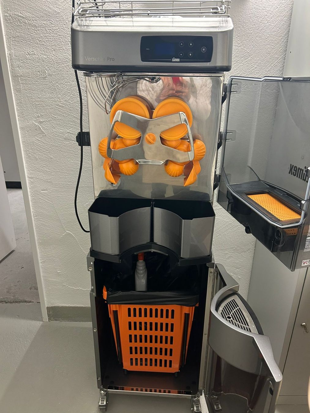 Elettrodomestici da cucina: Orangenpressmaschine – Usato da Breil/Brigels venduto da res_5m2n 1
