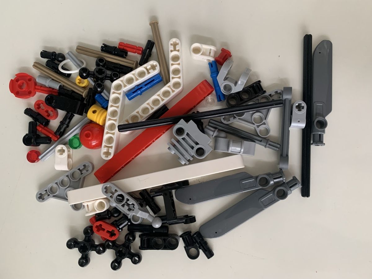 Lego Giocattoli: Lego Technic Löschflugzeug 42040 – Usato da Killwangen venduto da Zermatt5 4