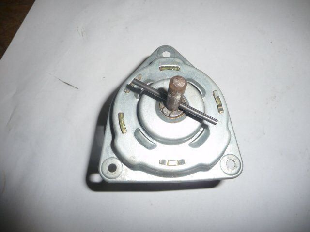 Renault Tutti pezzi di ricambio auto: Renault Gebläsemotor 77 00 828 624 – Nuovo e nell'imballaggio originale da Einsiedeln venduto da Renaultparts 2