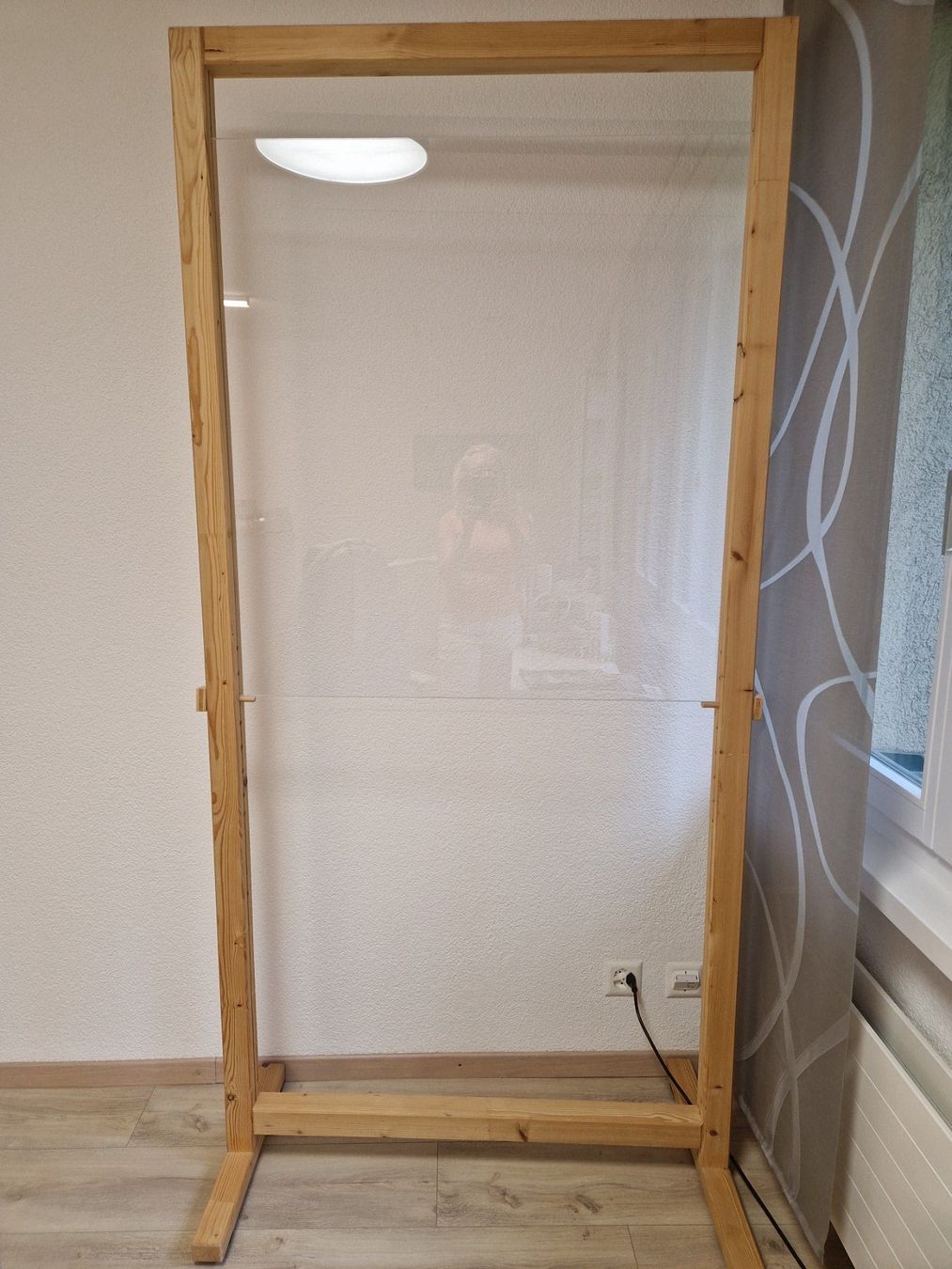 Paraventi: Trennwand/  Holz-Gestell/ Plexiglas – Usato da Hitzkirch venduto da h_z_hrx6