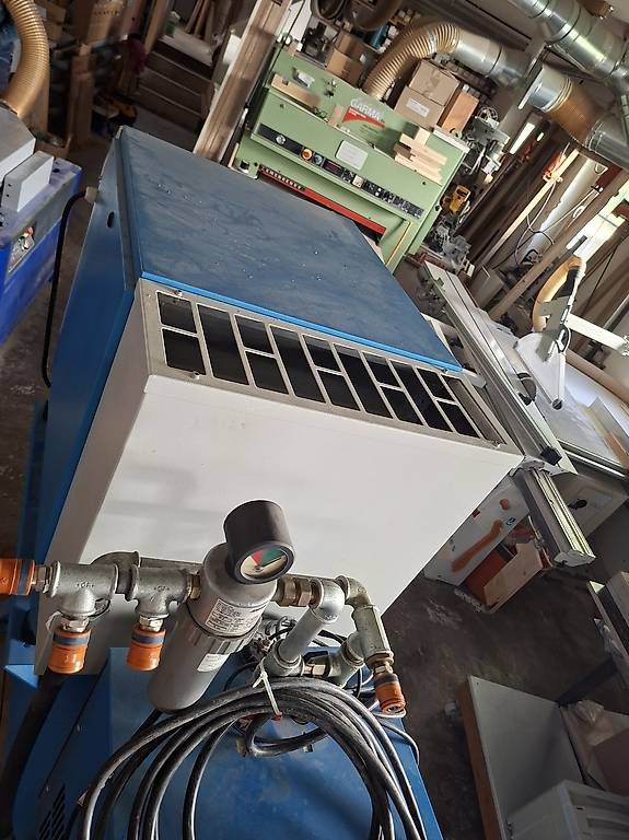 Compressori: Compresseur à vis  – Usato da La Sagne NE venduto da Crebou 1