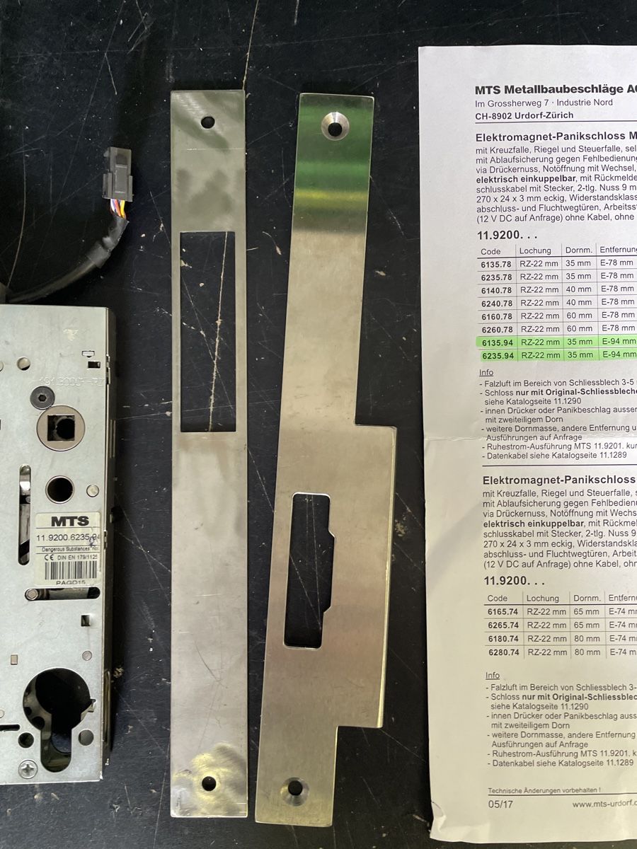 Schlösser: MTS 6135.94 oder 62135.94/ Elektromagnet Panikschloss – Gebraucht aus Dagmersellen von INEICHEN-MULTIMEDIA 2