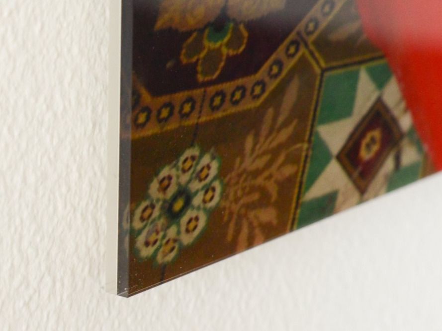 Poster & Bilder: Bild, roter Sessel mit Eulenkissen – Gebraucht aus Zürich von katix 2