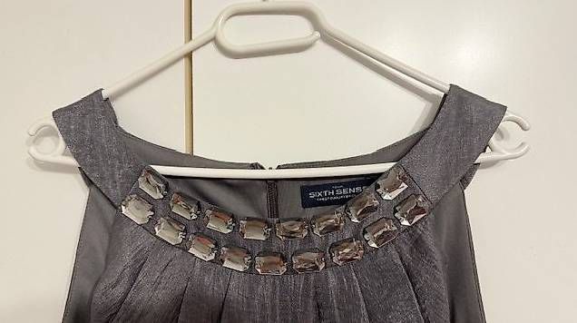 Vestiti: Kleid, Cocktailkleid, – Usato da Möhlin venduto da Fusel7 1