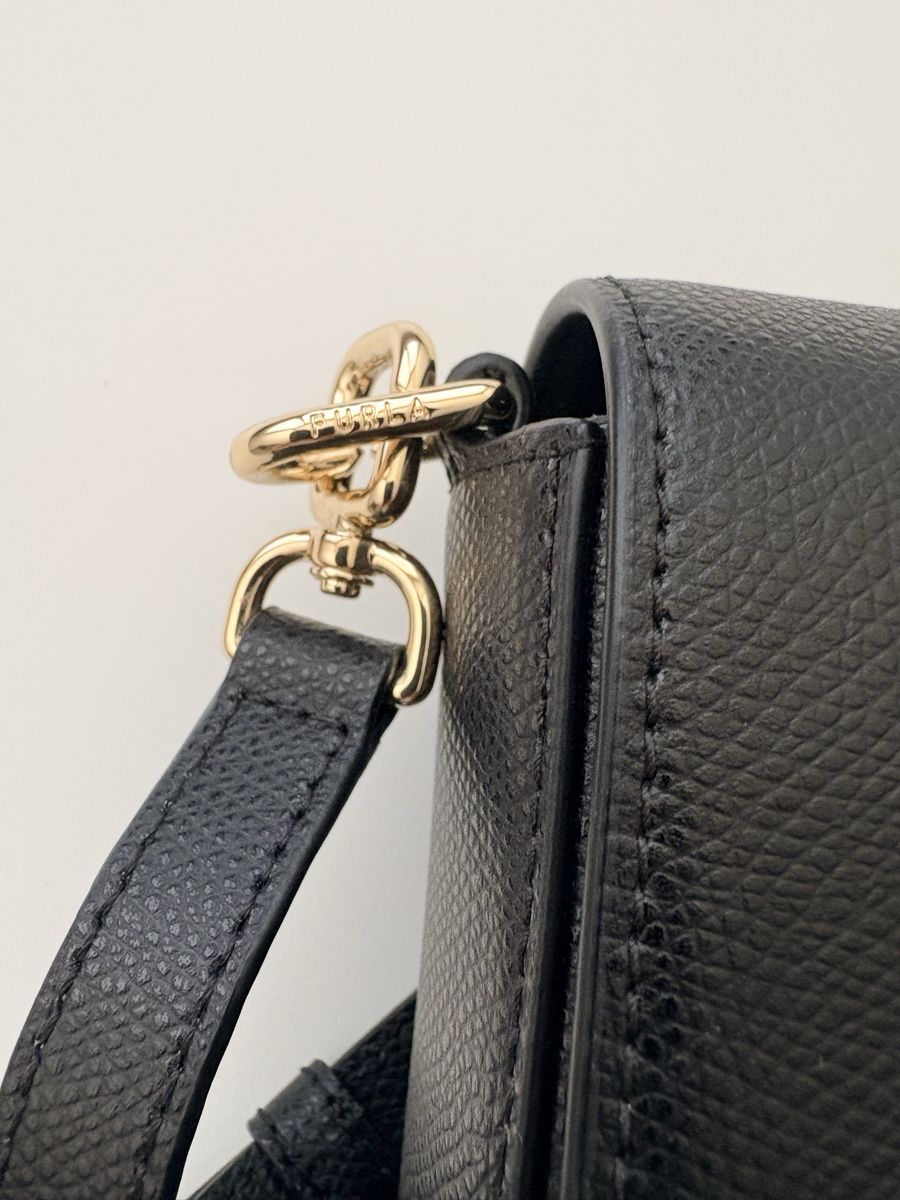 Furla Borse da donna: Furla Iride Crossbody – Nuovo (secondo la descrizione) da Basel venduto da klo_n59g 4