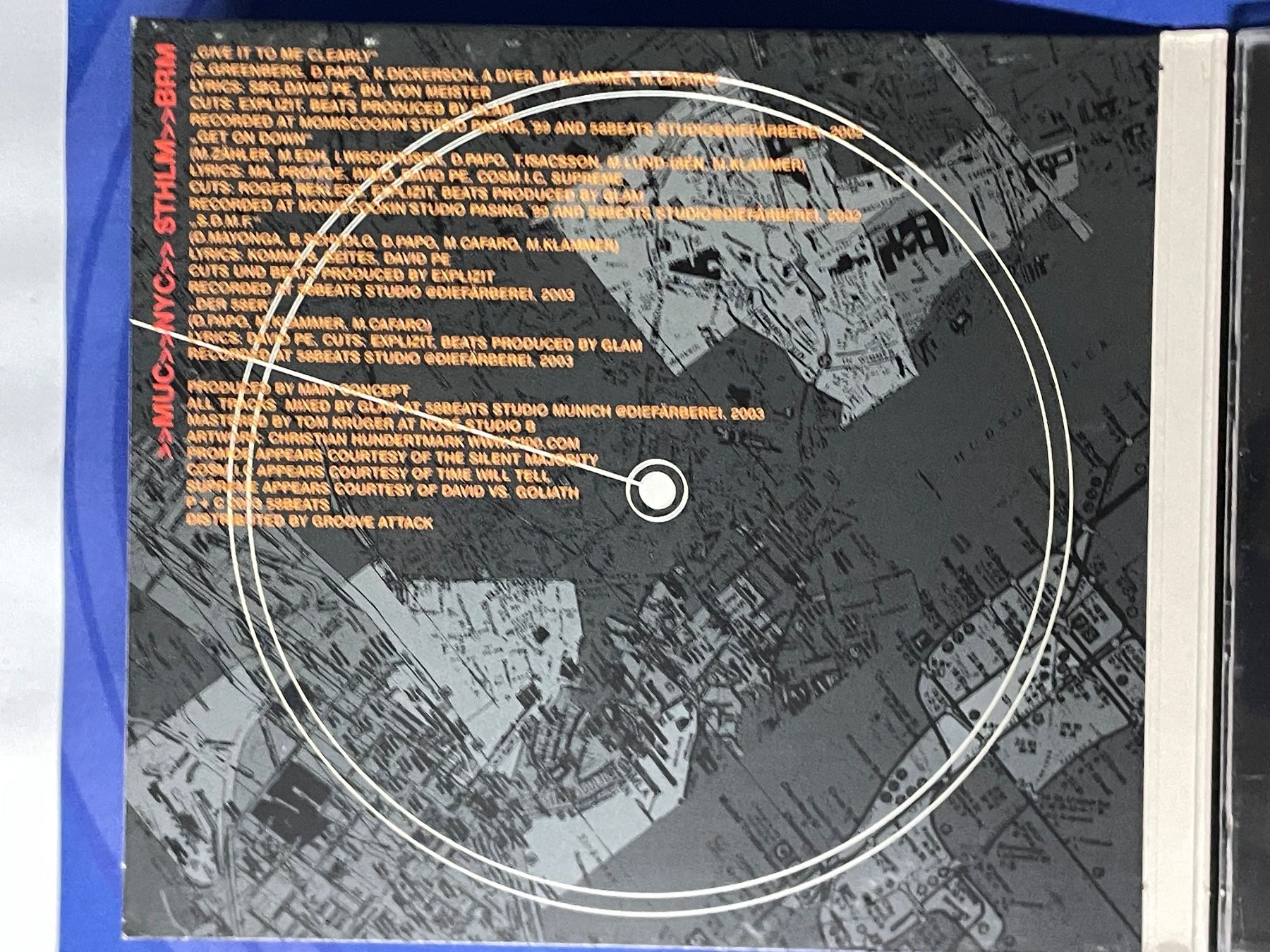 CD: Main Concept >>MUC>>NYC>>STHLM>>BRM $ – Usato da Muri b. Bern venduto da AdidasCollector 1