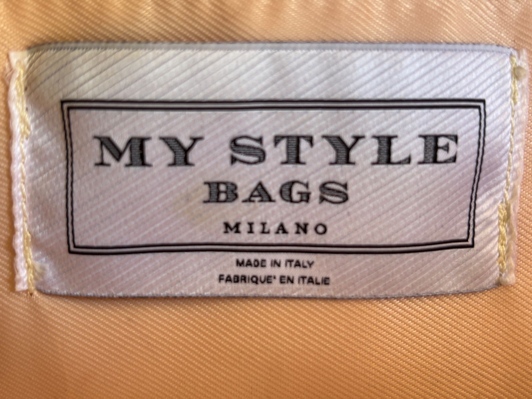 Custodie per cosmetici: Necessaire / Toilettentasche – Usato da Luzern venduto da franluz 5