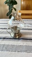 Windlicht aus Glas und Zinn