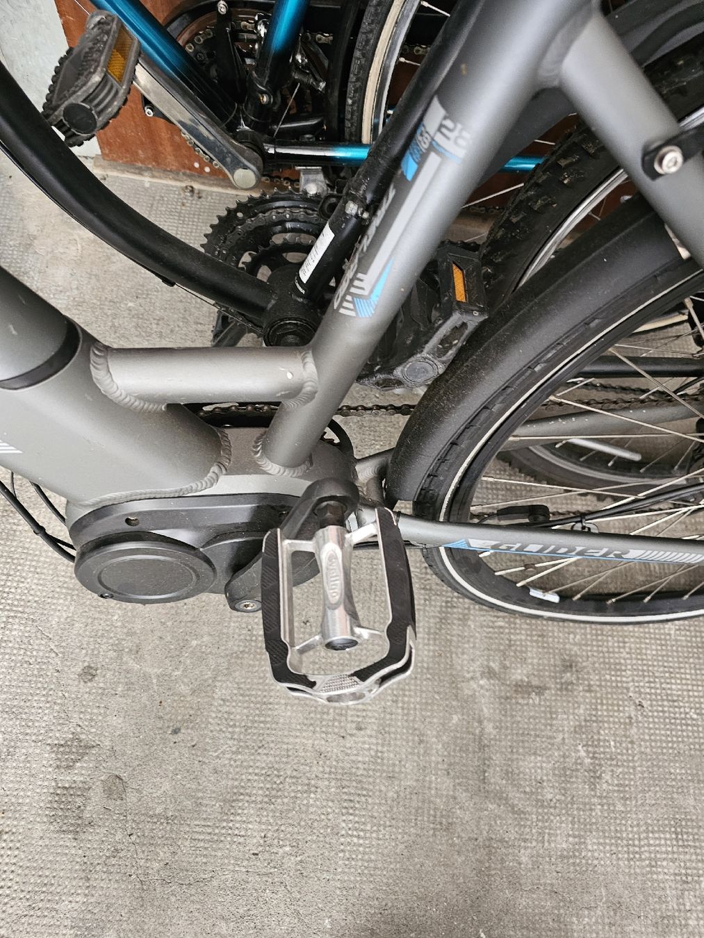 Trelago Velos: E-BIKE TRELAGO GLIDER GRAY 28'' – Defekt aus Meyrin von mon_dp9t 3