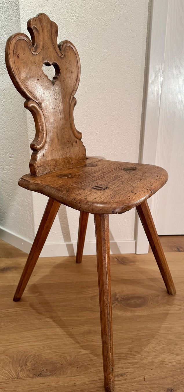 Stühle: Alter / Antiker Stuhl Stabelle – Gebraucht aus Rothrist von Luckywinner 1