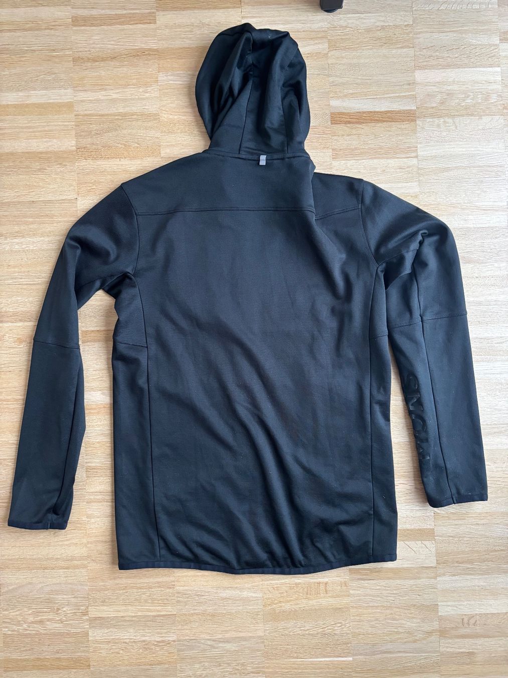 Mons Royale Pullover & Sweatshirts: Mons Royale Pullover Herren, Grösse L – Gebraucht aus Luzern von Aurelius7 1