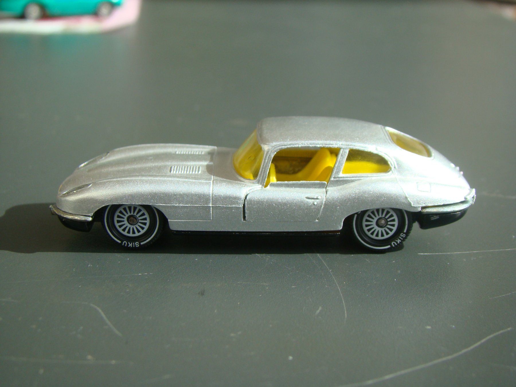 Corgi Toys Modellini d'auto: Siku V294  Jaguar E-Type silber  wunderschön alt – Usato da Walzenhausen venduto da Vanquish711 3