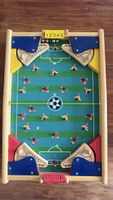 Kickspiel aus Holz